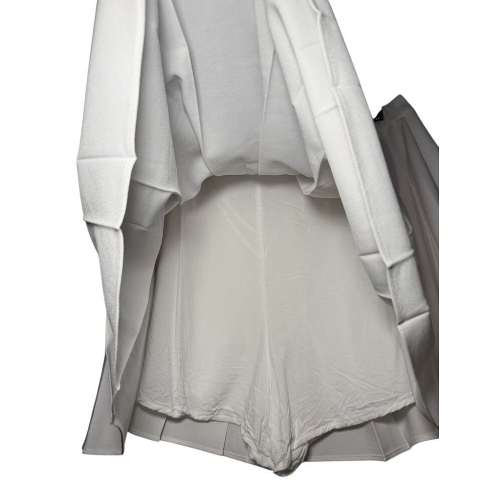 Abercrombie & Fitch pleated white skort Large - Picture 2 of 6